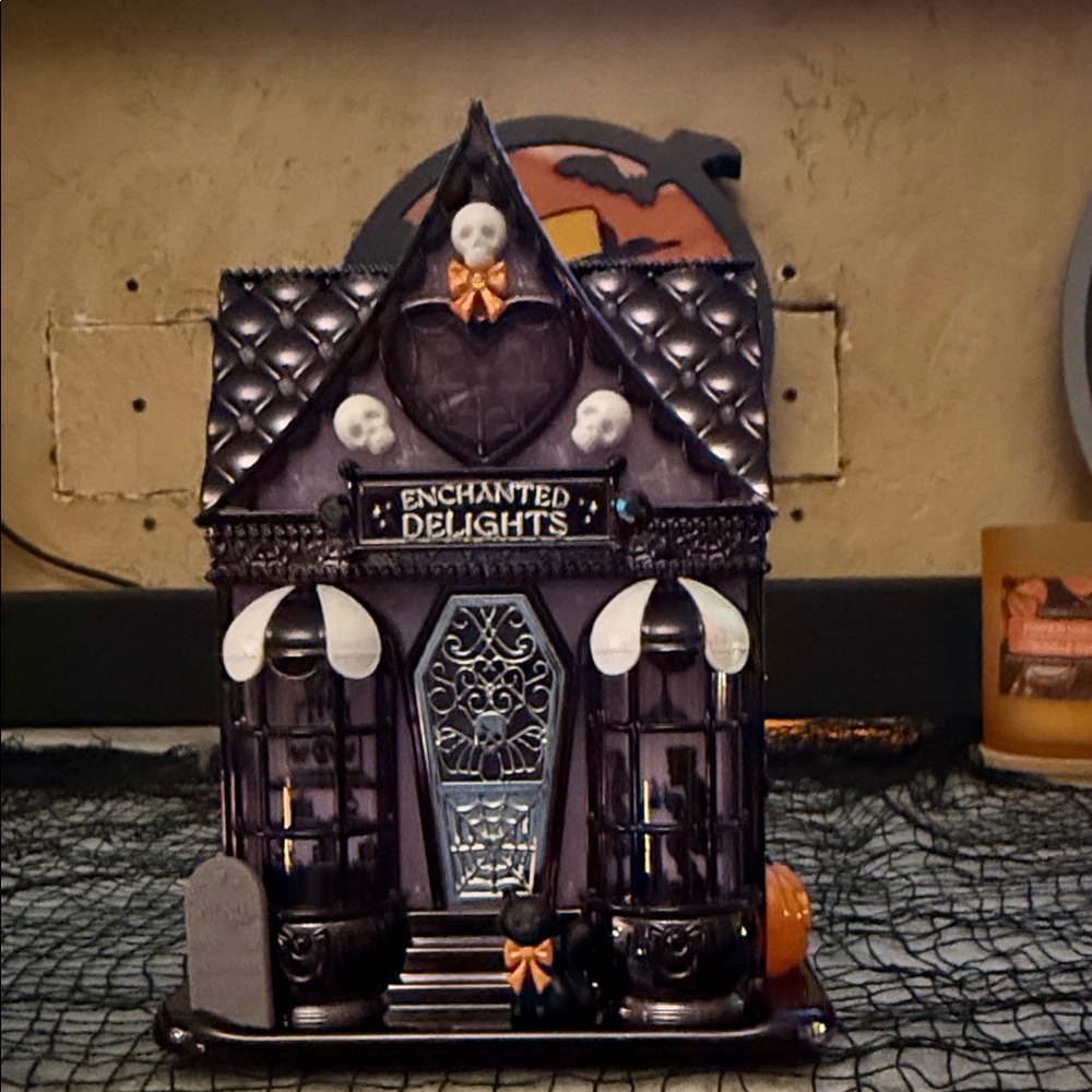 Bath & Body Works Enchanted Delights Black and White Candle Holder - Picture 1 of 2